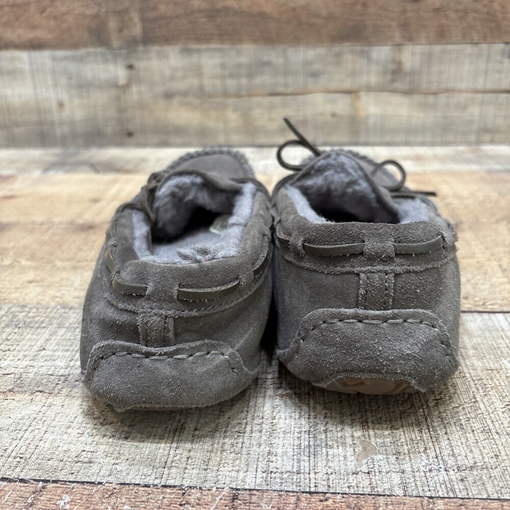 Ugg 1106877 Women’s Gray Suede Slip On Moccasins Size 9 Slippers - Picture 3 of 9